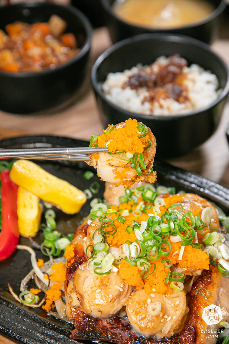 鬥牛士牛排食堂五福店|爆量蝦卵海陸吃法!!生蠔10顆VS帆立貝6顆,搭配牛排&爆量蝦卵香菜,超浮誇登場!! - 第11張圖 鬥牛士牛排食堂五福店|爆量蝦卵海陸吃法!!生蠔10顆VS帆立貝6顆,搭配牛排&爆量蝦卵香菜,超浮誇登場!!