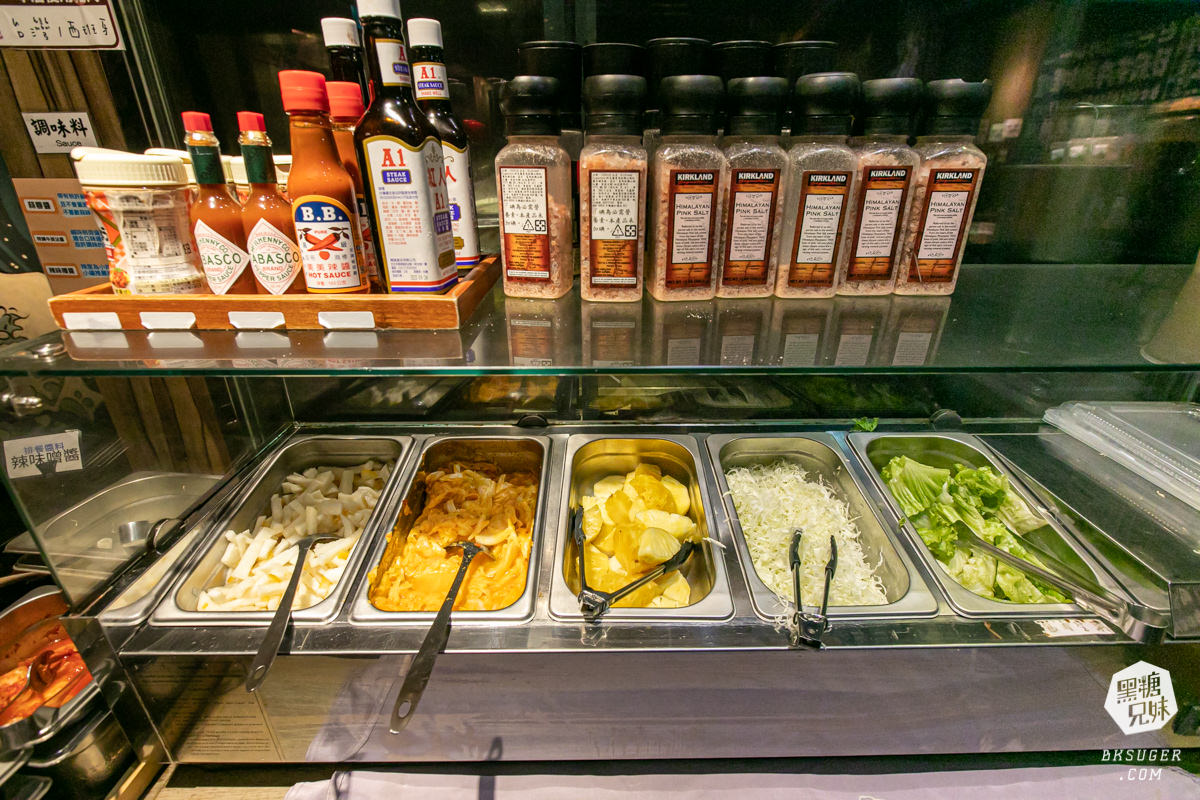 鬥牛士牛排食堂五福店|爆量蝦卵海陸吃法!!生蠔10顆VS帆立貝6顆,搭配牛排&爆量蝦卵香菜,超浮誇登場!! - 第15張圖 鬥牛士牛排食堂五福店|爆量蝦卵海陸吃法!!生蠔10顆VS帆立貝6顆,搭配牛排&爆量蝦卵香菜,超浮誇登場!!