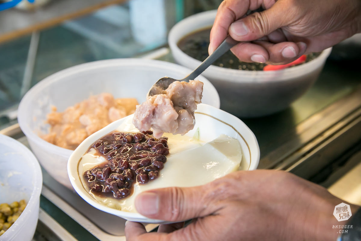 鳳山文衡路美食-古名豆花王|冰品只要$25元?超便宜卻真材實料的豆花冰品|古早味真正的威力? - 第10張圖 鳳山文衡路美食-古名豆花王|冰品只要$25元?超便宜卻真材實料的豆花冰品|古早味真正的威力?