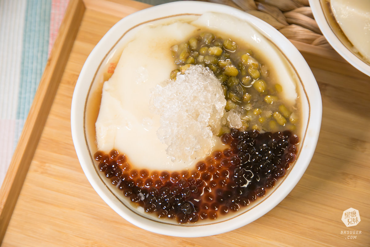 鳳山文衡路美食-古名豆花王|冰品只要$25元?超便宜卻真材實料的豆花冰品|古早味真正的威力? - 第16張圖 鳳山文衡路美食-古名豆花王|冰品只要$25元?超便宜卻真材實料的豆花冰品|古早味真正的威力?