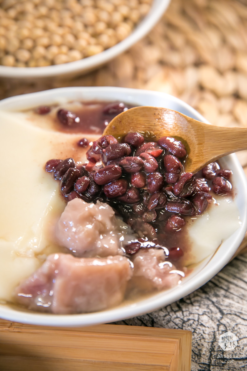 鳳山文衡路美食-古名豆花王|冰品只要$25元?超便宜卻真材實料的豆花冰品|古早味真正的威力? - 第14張圖 鳳山文衡路美食-古名豆花王|冰品只要$25元?超便宜卻真材實料的豆花冰品|古早味真正的威力?