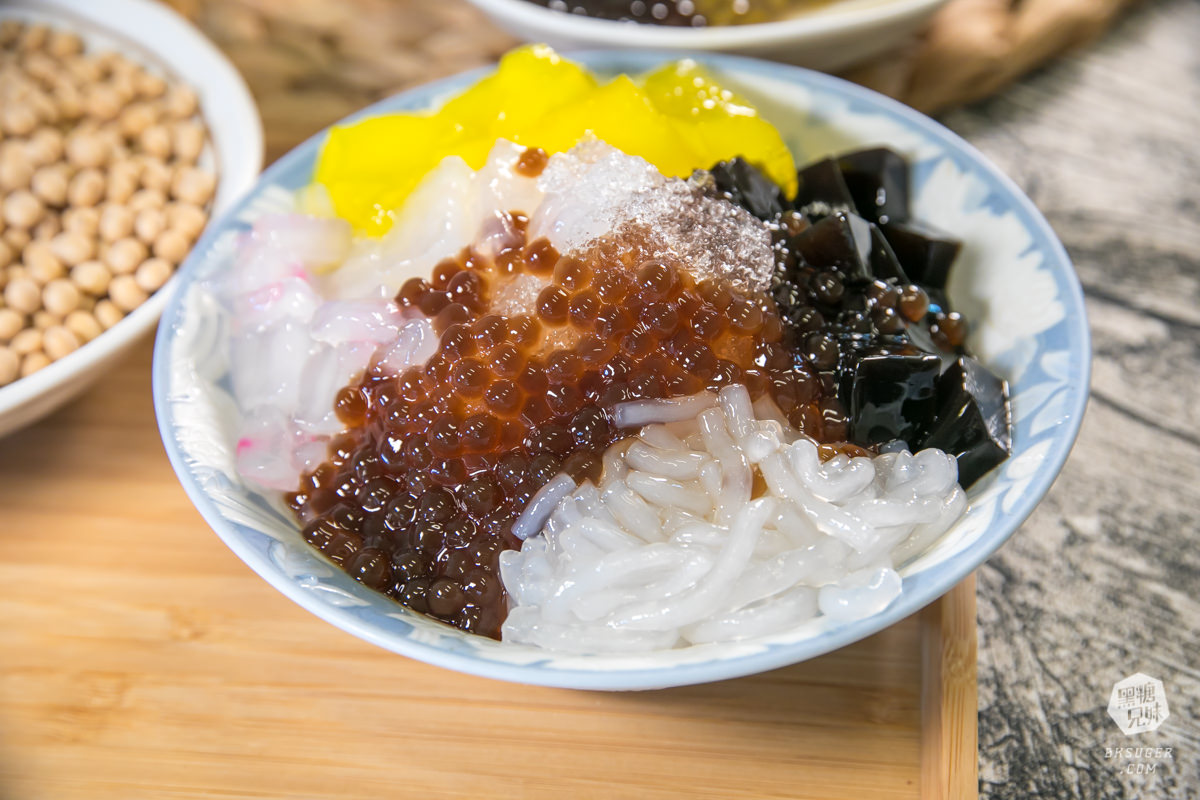 鳳山文衡路美食-古名豆花王|冰品只要$25元?超便宜卻真材實料的豆花冰品|古早味真正的威力? - 第27張圖 鳳山文衡路美食-古名豆花王|冰品只要$25元?超便宜卻真材實料的豆花冰品|古早味真正的威力?