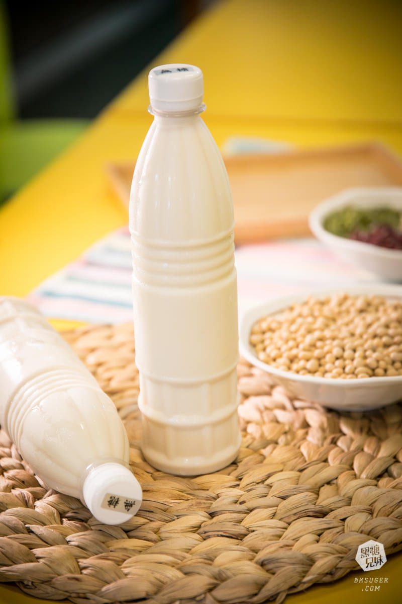 鳳山文衡路美食-古名豆花王|冰品只要$25元?超便宜卻真材實料的豆花冰品|古早味真正的威力? - 第36張圖 鳳山文衡路美食-古名豆花王|冰品只要$25元?超便宜卻真材實料的豆花冰品|古早味真正的威力?