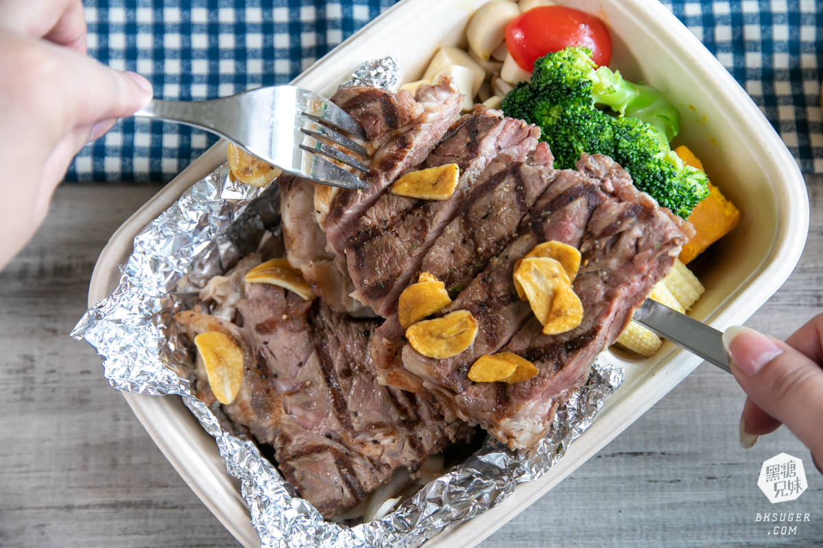 文山特區吃到飽|牛室炙燒牛排BeefHouse鳳山店|牛排自助吧好期待-可外帶牛排餐盒 - 第17張圖 文山特區吃到飽|牛室炙燒牛排BeefHouse鳳山店|牛排自助吧好期待-可外帶牛排餐盒