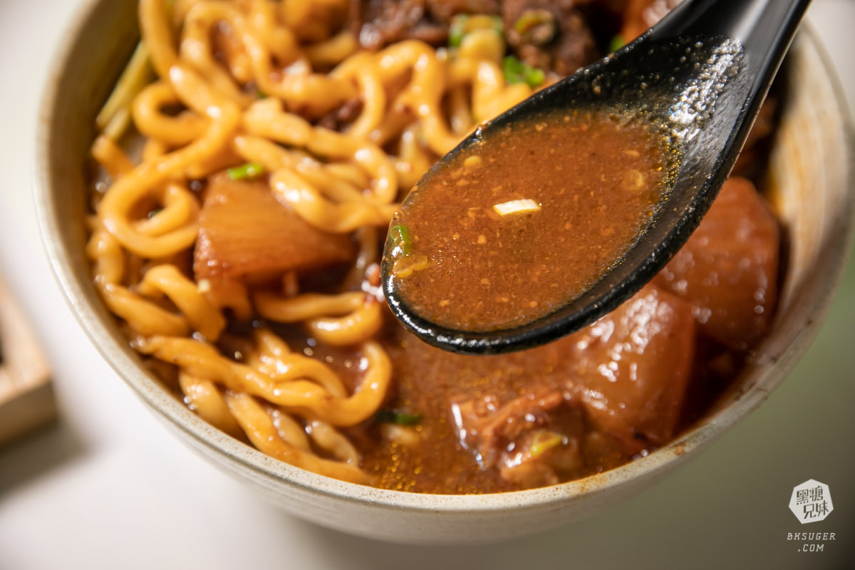 文山特區超平價美食-悅食堂|學生家庭最愛百元質感店|還有自動點餐機好有趣 - 第20張圖 文山特區超平價美食-悅食堂|學生家庭最愛百元質感店|還有自動點餐機好有趣