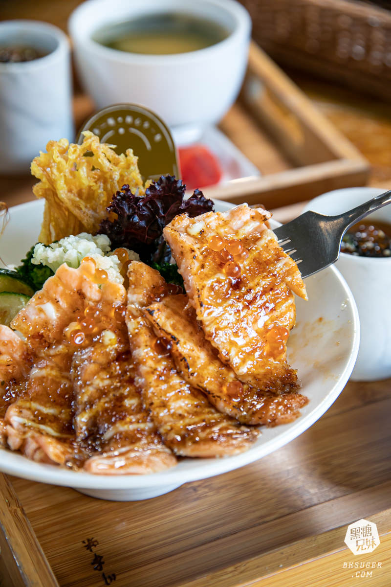 文山特區早午餐推薦|多初點 Brunch & Bistro -文山店|炙燒焦糖鮭魚丼飯也在早午餐中亮相了! - 第12張圖 文山特區早午餐推薦|多初點 Brunch & Bistro -文山店|炙燒焦糖鮭魚丼飯也在早午餐中亮相了!