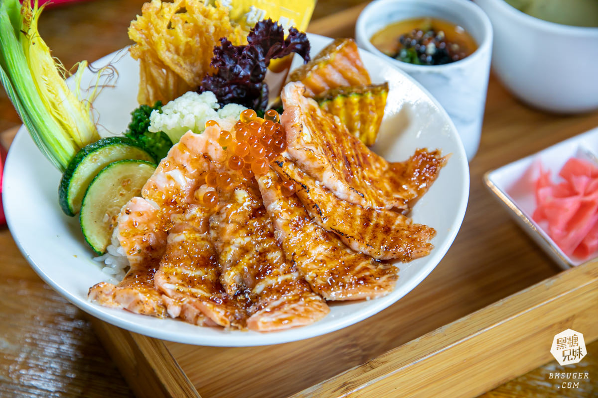 文山特區早午餐推薦|多初點 Brunch & Bistro -文山店|炙燒焦糖鮭魚丼飯也在早午餐中亮相了! - 第11張圖 文山特區早午餐推薦|多初點 Brunch & Bistro -文山店|炙燒焦糖鮭魚丼飯也在早午餐中亮相了!