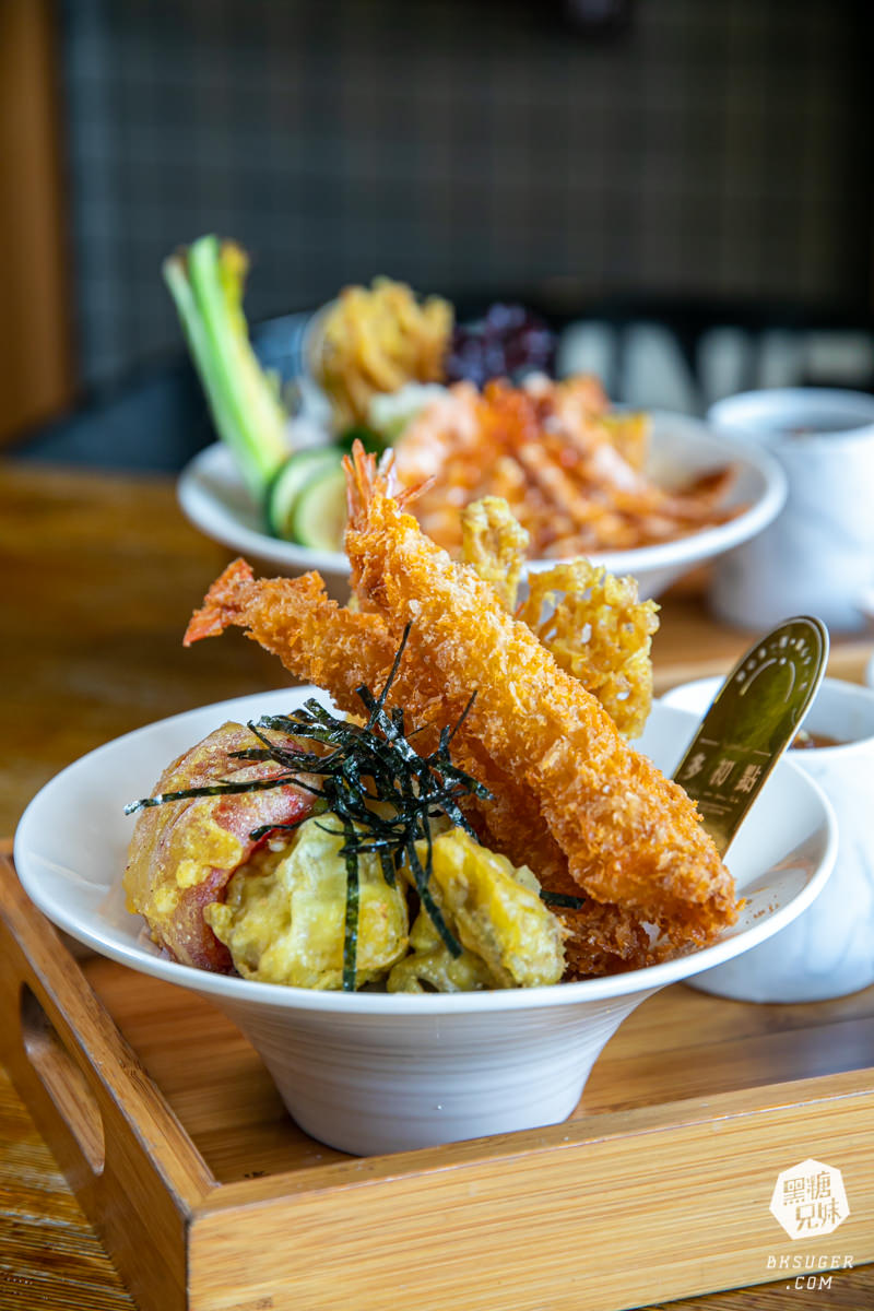 文山特區早午餐推薦|多初點 Brunch & Bistro -文山店|炙燒焦糖鮭魚丼飯也在早午餐中亮相了! - 第17張圖 文山特區早午餐推薦|多初點 Brunch & Bistro -文山店