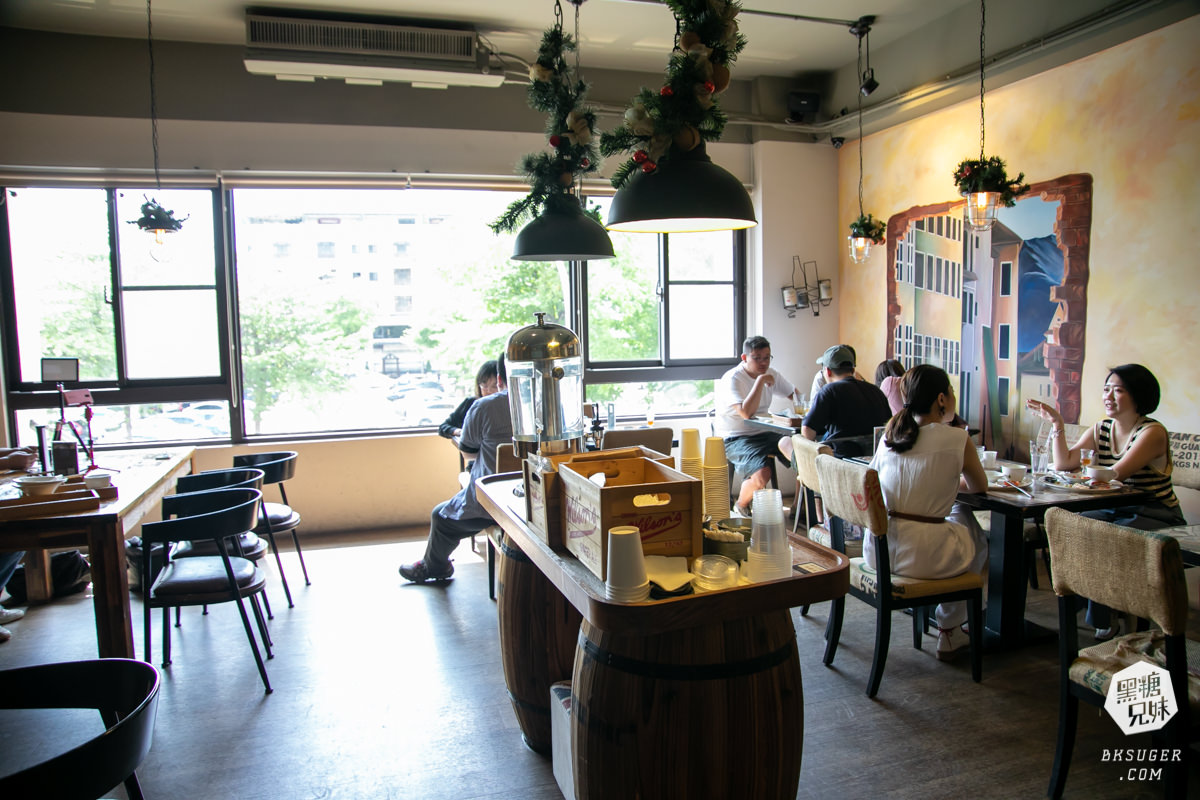 文山特區早午餐推薦|多初點 Brunch & Bistro -文山店|炙燒焦糖鮭魚丼飯也在早午餐中亮相了! - 第5張圖 文山特區早午餐推薦|多初點 Brunch & Bistro -文山店|炙燒焦糖鮭魚丼飯也在早午餐中亮相了!