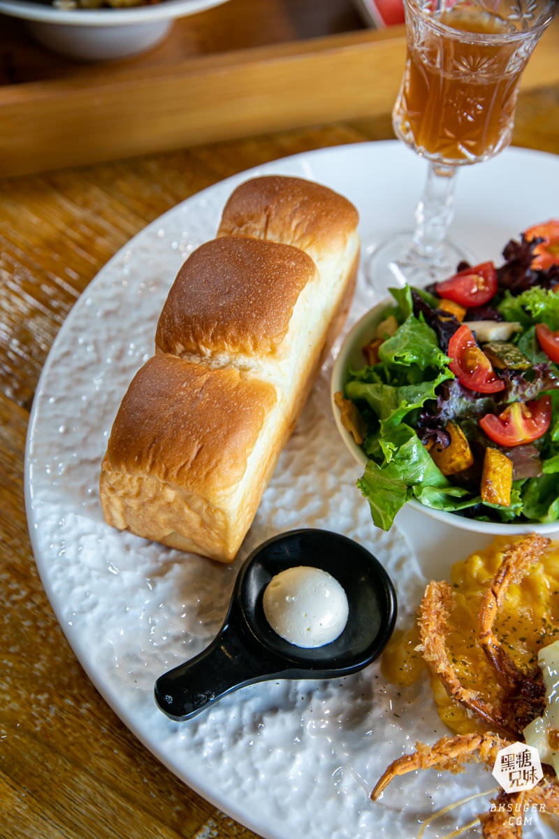 文山特區早午餐推薦|多初點 Brunch & Bistro -文山店|炙燒焦糖鮭魚丼飯也在早午餐中亮相了! - 第29張圖 文山特區早午餐推薦|多初點 Brunch & Bistro -文山店|炙燒焦糖鮭魚丼飯也在早午餐中亮相了!