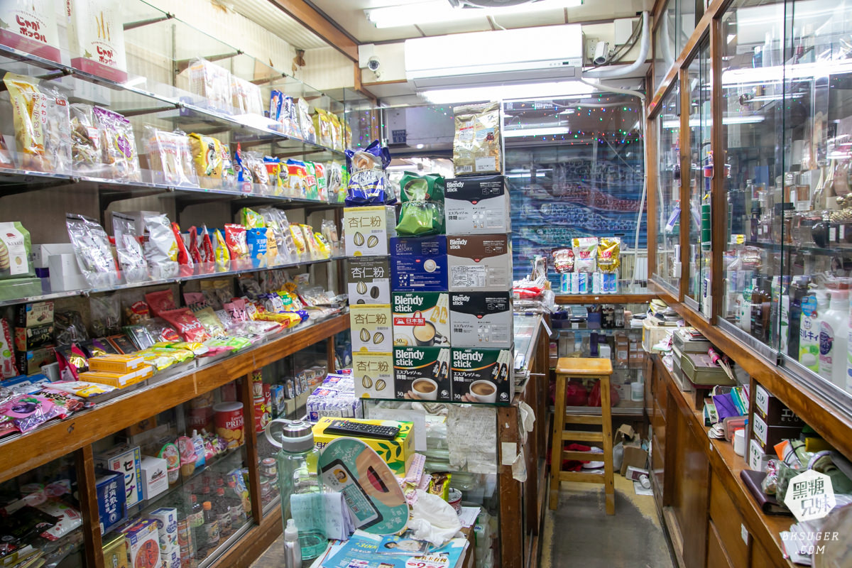 鹽埕堀江商場-慢遊精選店家｜高雄進口零食推薦｜猶存的舶來品商場懷舊