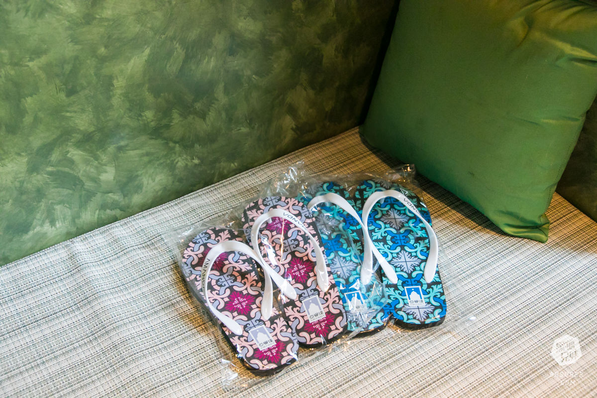 墾丁住宿推薦|亞曼達會館-豪華的異國風情搭配超大泳池住宿、Villa住宿|免費中東服飾體驗