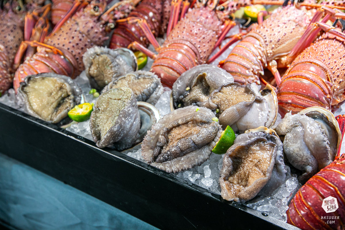 梨花A5和牛放題|高雄春酒特別企劃10人共享的扶桑之宴|龍蝦超大活鮑魚鮮美上桌一人一隻 - 第15張圖 梨花A5和牛放題|高雄春酒特別企劃10人共享的扶桑之宴|龍蝦超大活鮑魚鮮美上桌一人一隻