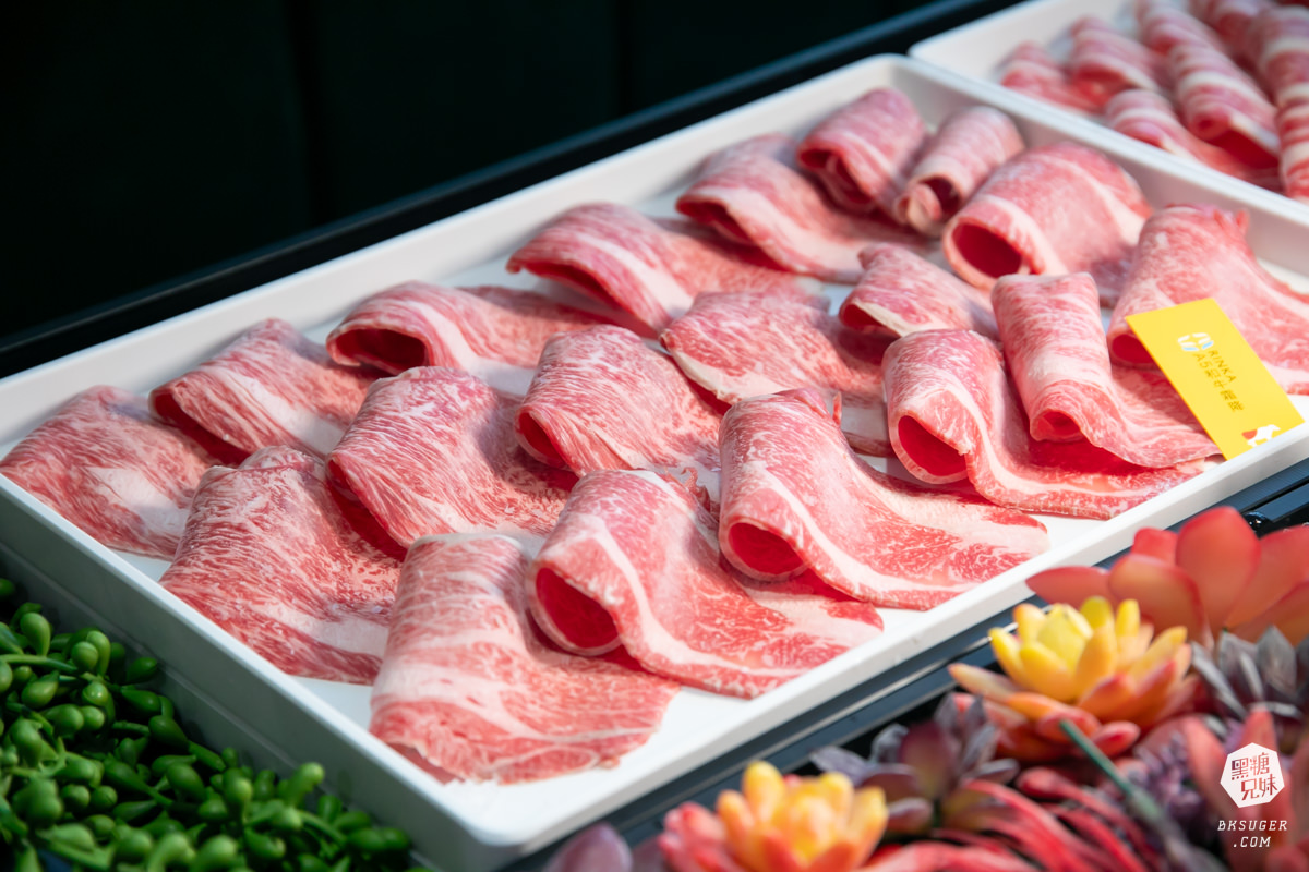 梨花A5和牛放題|高雄春酒特別企劃10人共享的扶桑之宴|龍蝦超大活鮑魚鮮美上桌一人一隻 - 第20張圖 梨花A5和牛放題|高雄春酒特別企劃10人共享的扶桑之宴|龍蝦超大活鮑魚鮮美上桌一人一隻