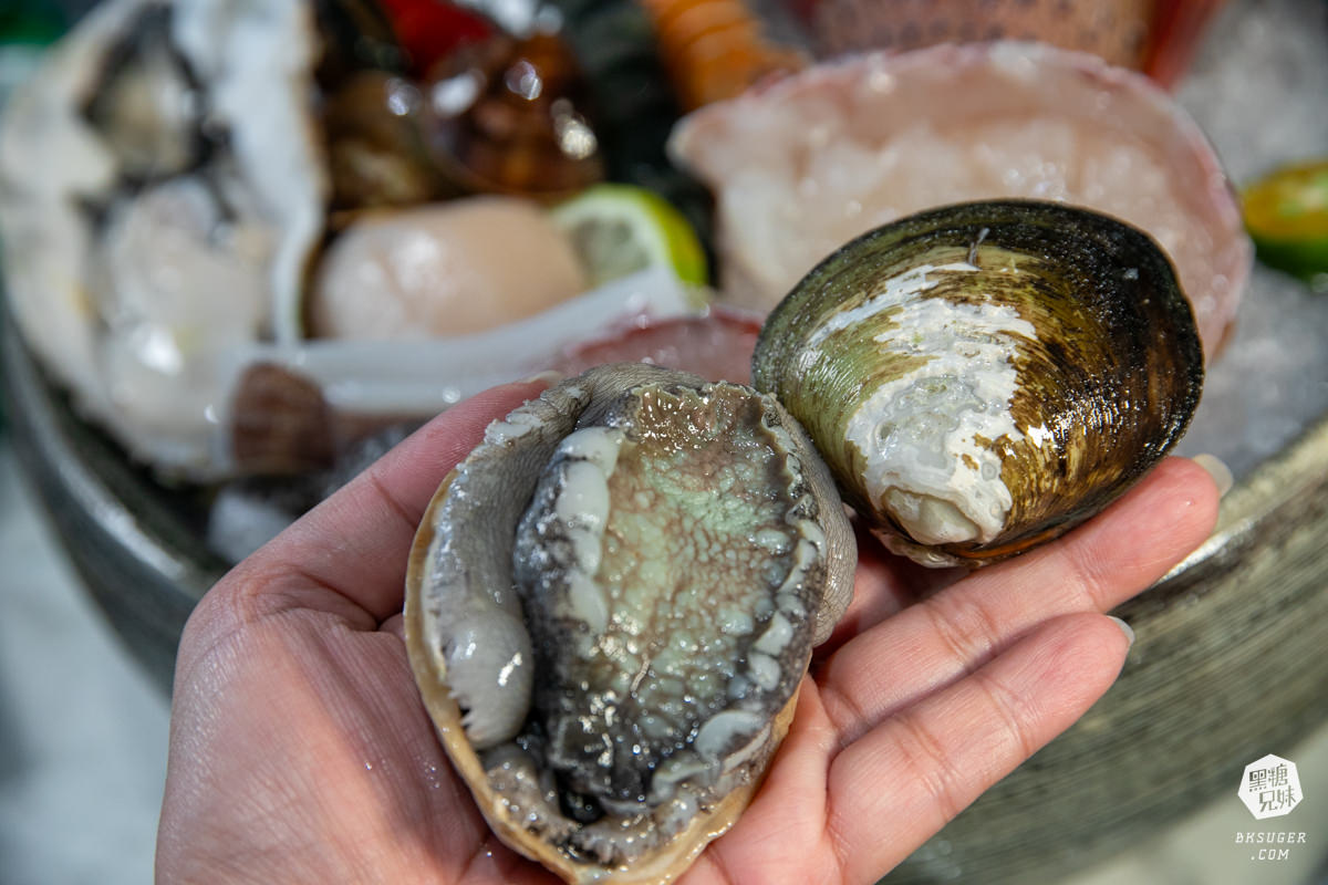 梨花A5和牛放題|高雄春酒特別企劃10人共享的扶桑之宴|龍蝦超大活鮑魚鮮美上桌一人一隻 - 第33張圖 梨花A5和牛放題|高雄春酒特別企劃10人共享的扶桑之宴|龍蝦超大活鮑魚鮮美上桌一人一隻