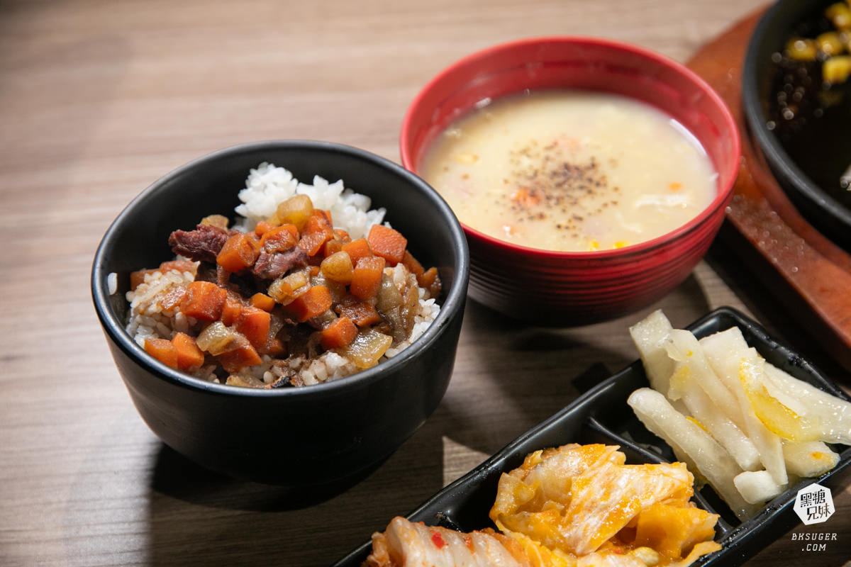 鬥牛士牛排食堂五福店|3種醬燒鐵板新品上市-平日限定快速出餐|上班族也能掌握的平價排餐 - 第3張圖 鬥牛士牛排食堂五福店|3種醬燒鐵板新品上市-平日限定快速出餐|上班族也能掌握的平價排餐