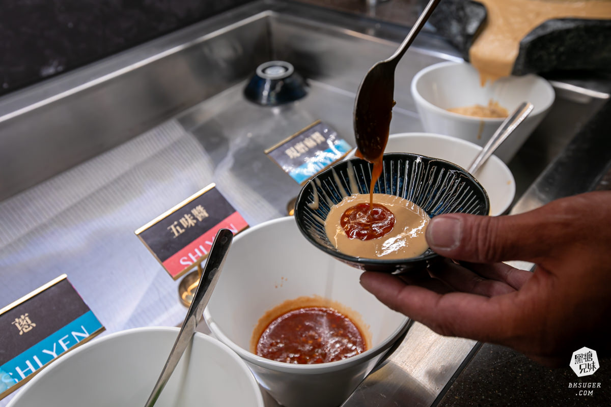 拾宴蒸汽石鍋物|全台唯一草帽鍋-最鮮美的石鍋吃盡海鮮原味|2024超強魚湯鮮美套餐體驗|商務包廂聚餐推薦 - 第12張圖 拾宴蒸汽石鍋物|全台唯一草帽鍋-最鮮美的石鍋吃盡海鮮原味|2024超強魚湯鮮美套餐體驗|商務包廂聚餐推薦