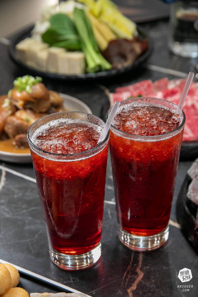 拾宴蒸汽石鍋物|全台唯一草帽鍋-最鮮美的石鍋吃盡海鮮原味|2024超強魚湯鮮美套餐體驗|商務包廂聚餐推薦 - 第25張圖 拾宴蒸汽石鍋物|全台唯一草帽鍋-最鮮美的石鍋吃盡海鮮原味|2024超強魚湯鮮美套餐體驗|商務包廂聚餐推薦