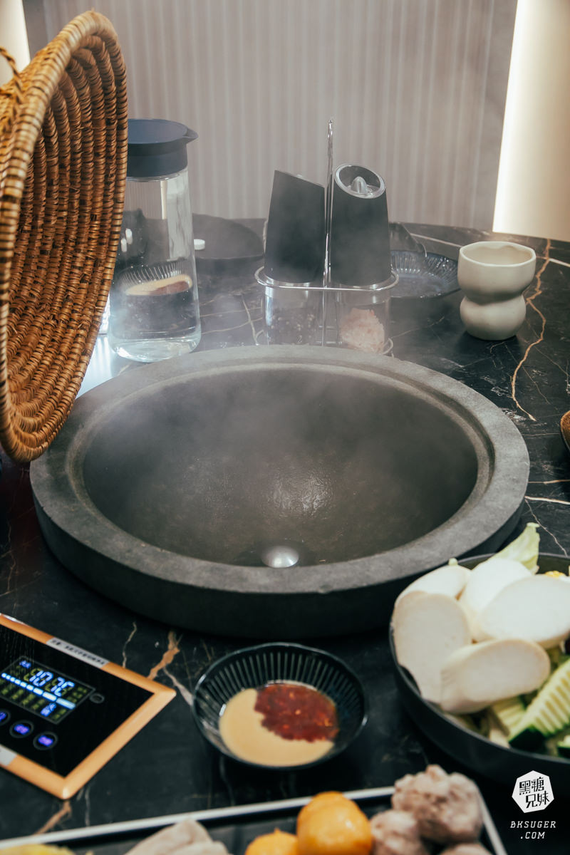 拾宴蒸汽石鍋物|全台唯一草帽鍋-最鮮美的石鍋吃盡海鮮原味|2024超強魚湯鮮美套餐體驗|商務包廂聚餐推薦 - 第35張圖 拾宴蒸汽石鍋物|全台唯一草帽鍋-最鮮美的石鍋吃盡海鮮原味|2024超強魚湯鮮美套餐體驗|商務包廂聚餐推薦