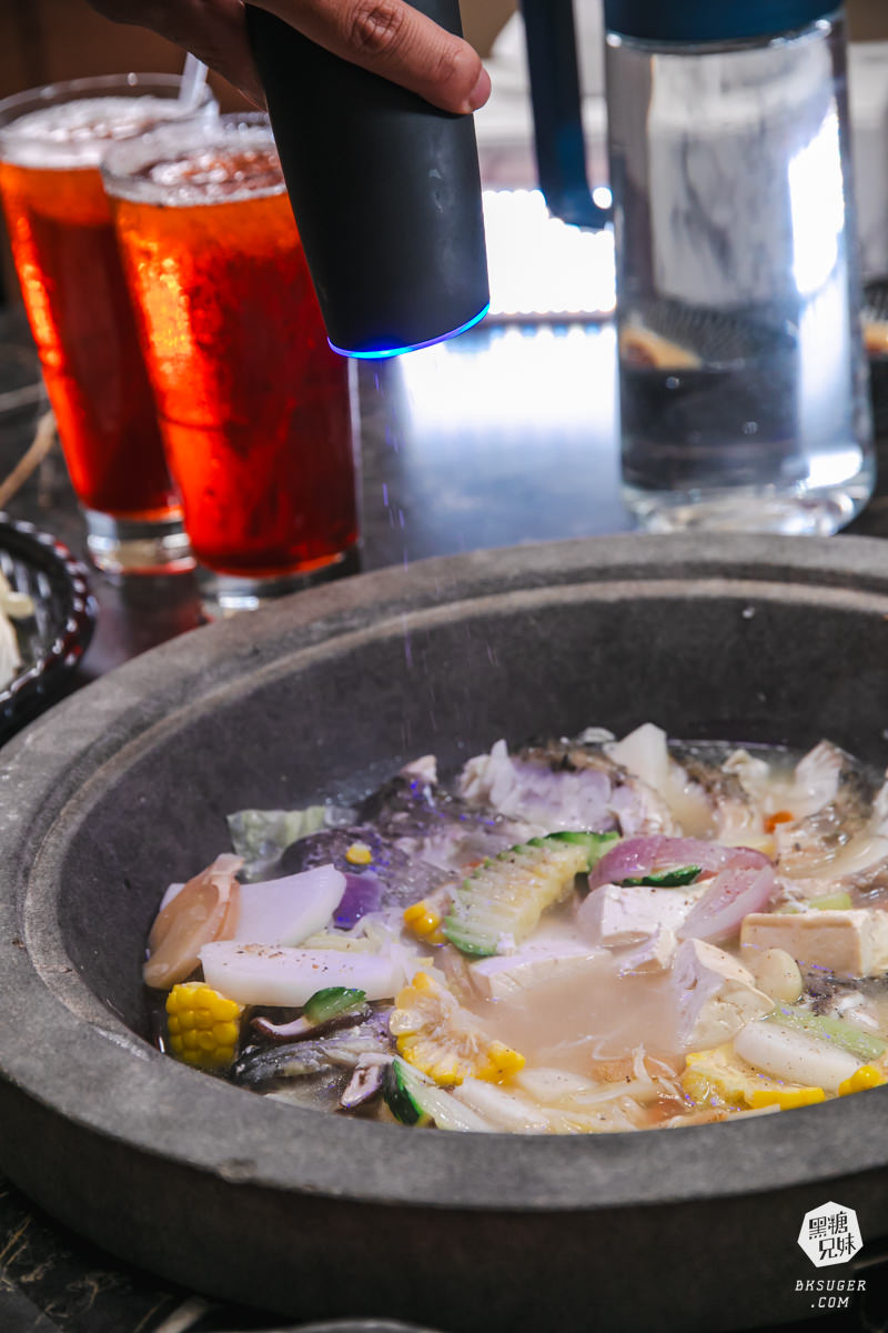 拾宴蒸汽石鍋物|全台唯一草帽鍋-最鮮美的石鍋吃盡海鮮原味|2024超強魚湯鮮美套餐體驗|商務包廂聚餐推薦 - 第44張圖 拾宴蒸汽石鍋物|全台唯一草帽鍋-最鮮美的石鍋吃盡海鮮原味|2024超強魚湯鮮美套餐體驗|商務包廂聚餐推薦