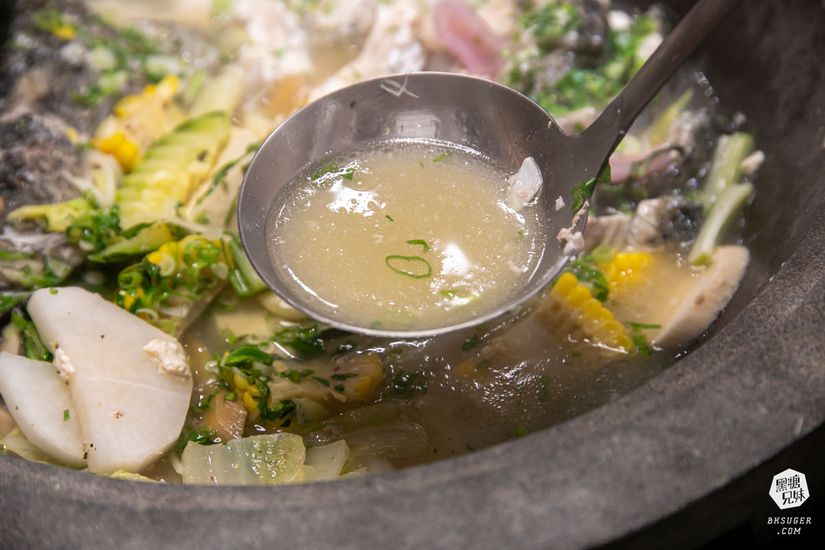 拾宴蒸汽石鍋物|全台唯一草帽鍋-最鮮美的石鍋吃盡海鮮原味|2024超強魚湯鮮美套餐體驗|商務包廂聚餐推薦 - 第46張圖 拾宴蒸汽石鍋物|全台唯一草帽鍋-最鮮美的石鍋吃盡海鮮原味|2024超強魚湯鮮美套餐體驗|商務包廂聚餐推薦