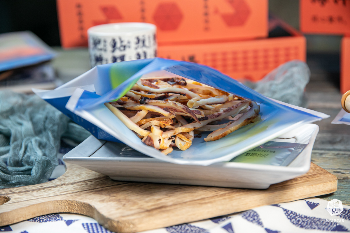 海洋牧場-海鮮磁磚餅|精美蝦餅宛如藝術創作、清新魷魚絲口感在家隨手配酒|蝦餅、魚餅2024伴手禮推薦 - 第33張圖 海洋牧場-海鮮磁磚餅|精美蝦餅宛如藝術創作、清新魷魚絲口感在家隨手配酒|蝦餅、魚餅2024伴手禮推薦