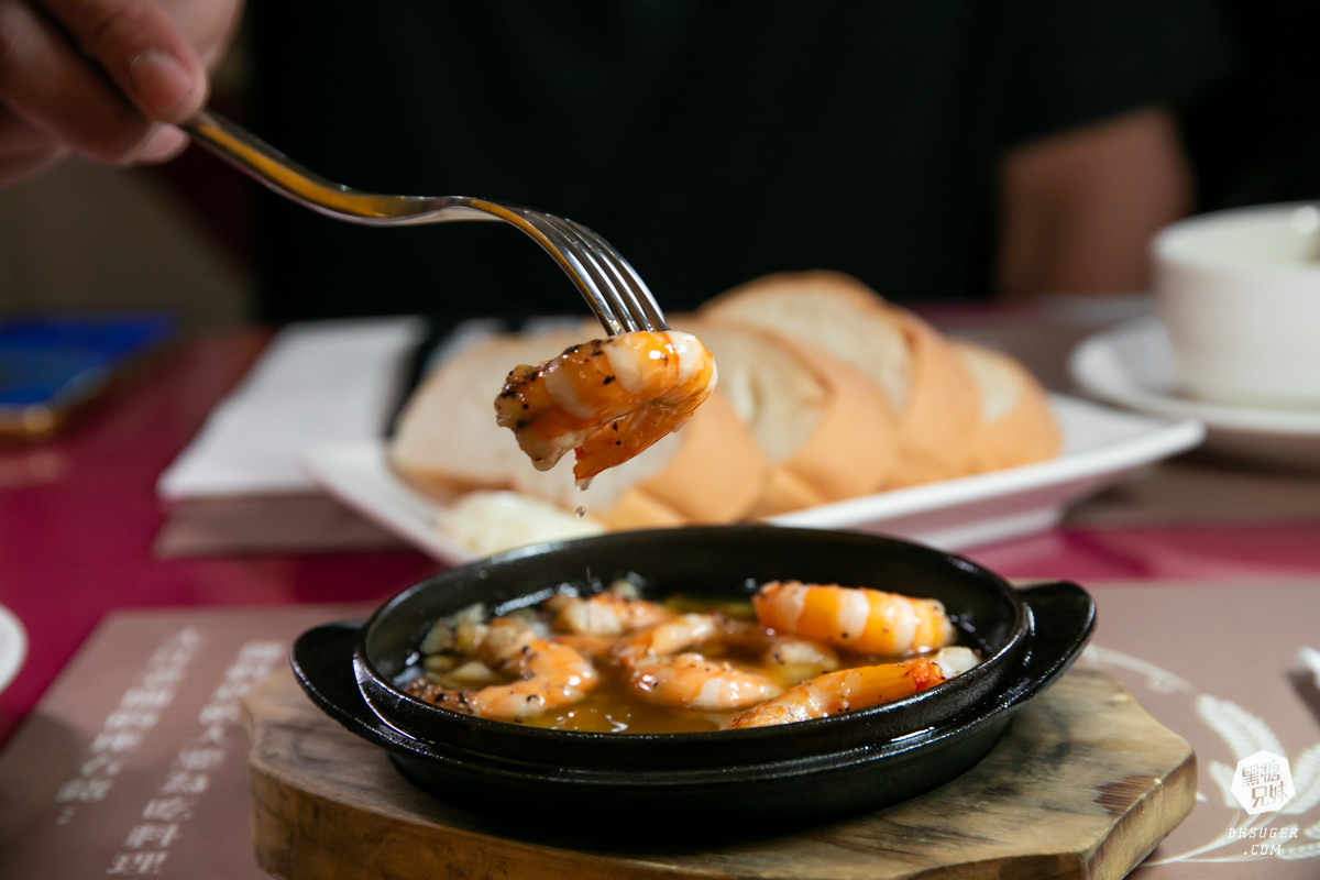 波斯特餐廳|高雄約會餐廳-高貴不貴的威靈頓牛排|2024新推出燉烤龍膽石斑魚排 - 第14張圖 波斯特餐廳|高雄約會餐廳-高貴不貴的威靈頓牛排|2024新推出燉烤龍膽石斑魚排