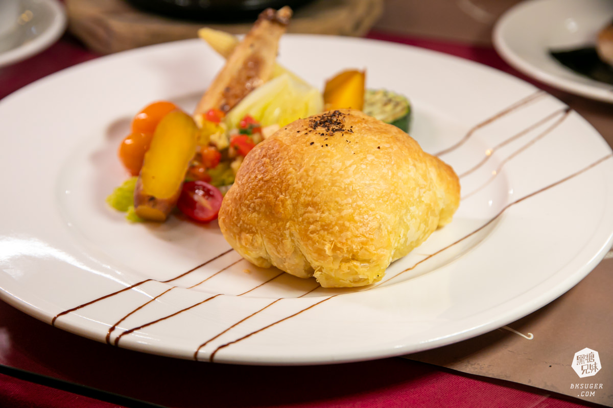 波斯特餐廳|高雄約會餐廳-高貴不貴的威靈頓牛排|2024新推出燉烤龍膽石斑魚排 - 第20張圖 波斯特餐廳|高雄約會餐廳-高貴不貴的威靈頓牛排|2024新推出燉烤龍膽石斑魚排