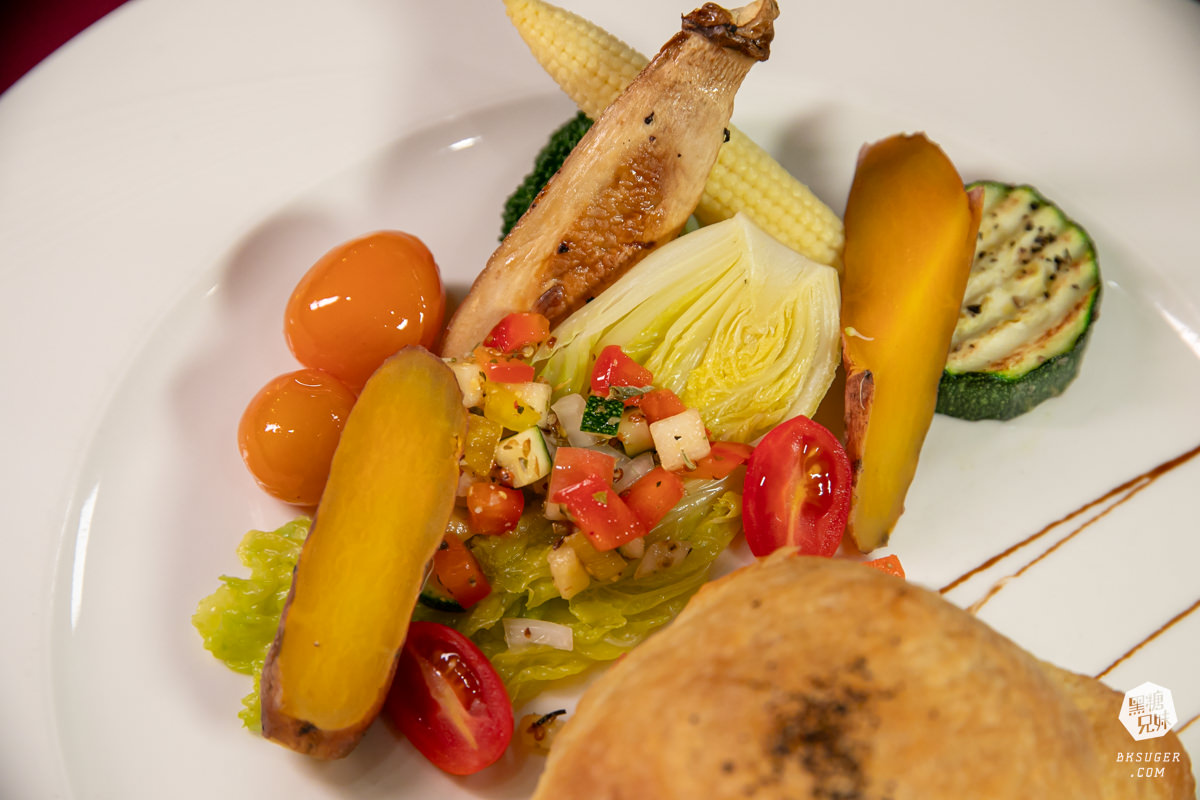 波斯特餐廳|高雄約會餐廳-高貴不貴的威靈頓牛排|2024新推出燉烤龍膽石斑魚排 - 第21張圖 波斯特餐廳|高雄約會餐廳-高貴不貴的威靈頓牛排|2024新推出燉烤龍膽石斑魚排