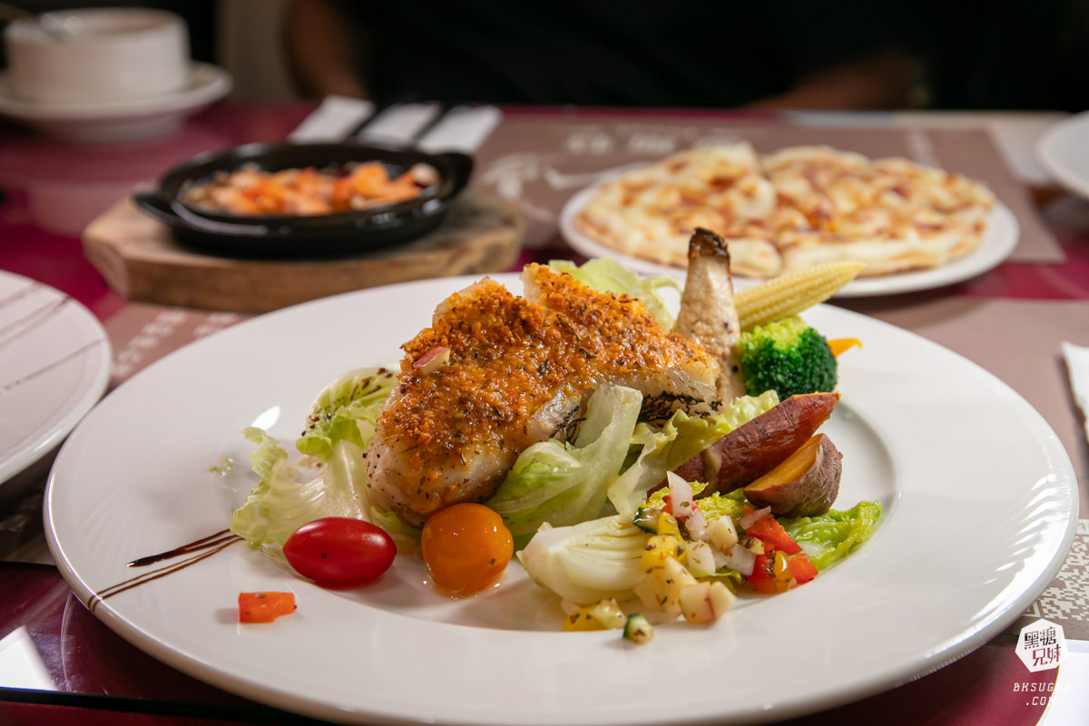 波斯特餐廳|高雄約會餐廳-高貴不貴的威靈頓牛排|2024新推出燉烤龍膽石斑魚排 - 第28張圖 波斯特餐廳|高雄約會餐廳-高貴不貴的威靈頓牛排|2024新推出燉烤龍膽石斑魚排