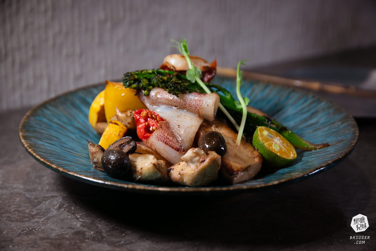 北高雄餐酒館|Dhyana de Cyber Bistro|2024最有日式禪意VS賽博龐克衝擊感-小酌用餐必訪 - 第19張圖 北高雄餐酒館|Dhyana de Cyber Bistro|2024最有日式禪意VS賽博龐克衝擊感-小酌用餐必訪