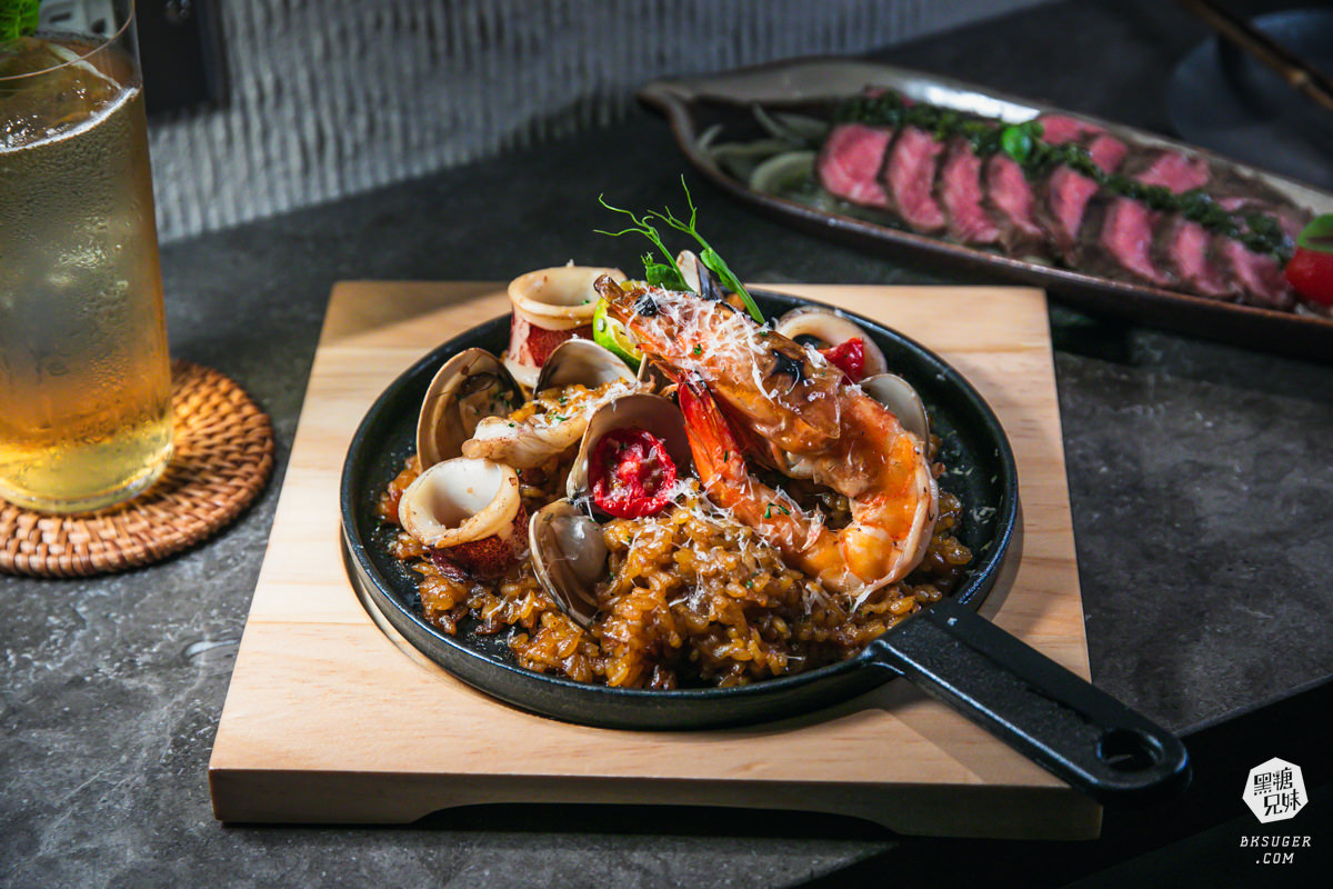 北高雄餐酒館|Dhyana de Cyber Bistro|2024最有日式禪意VS賽博龐克衝擊感-小酌用餐必訪 - 第25張圖 北高雄餐酒館|Dhyana de Cyber Bistro|2024最有日式禪意VS賽博龐克衝擊感-小酌用餐必訪