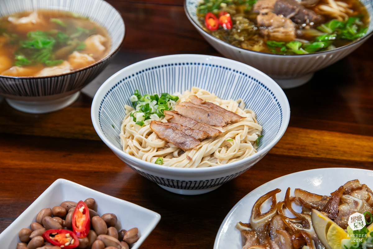 燕巢美食|燕巢風味外省麵-古風裝潢別緻優雅|必吃麻醬麵、牛肉麵、滷味拼盤!在地20年老顧客必追 - 第25張圖 燕巢美食|燕巢風味外省麵-古風裝潢別緻優雅|必吃麻醬麵、牛肉麵、滷味拼盤!在地20年老顧客必追