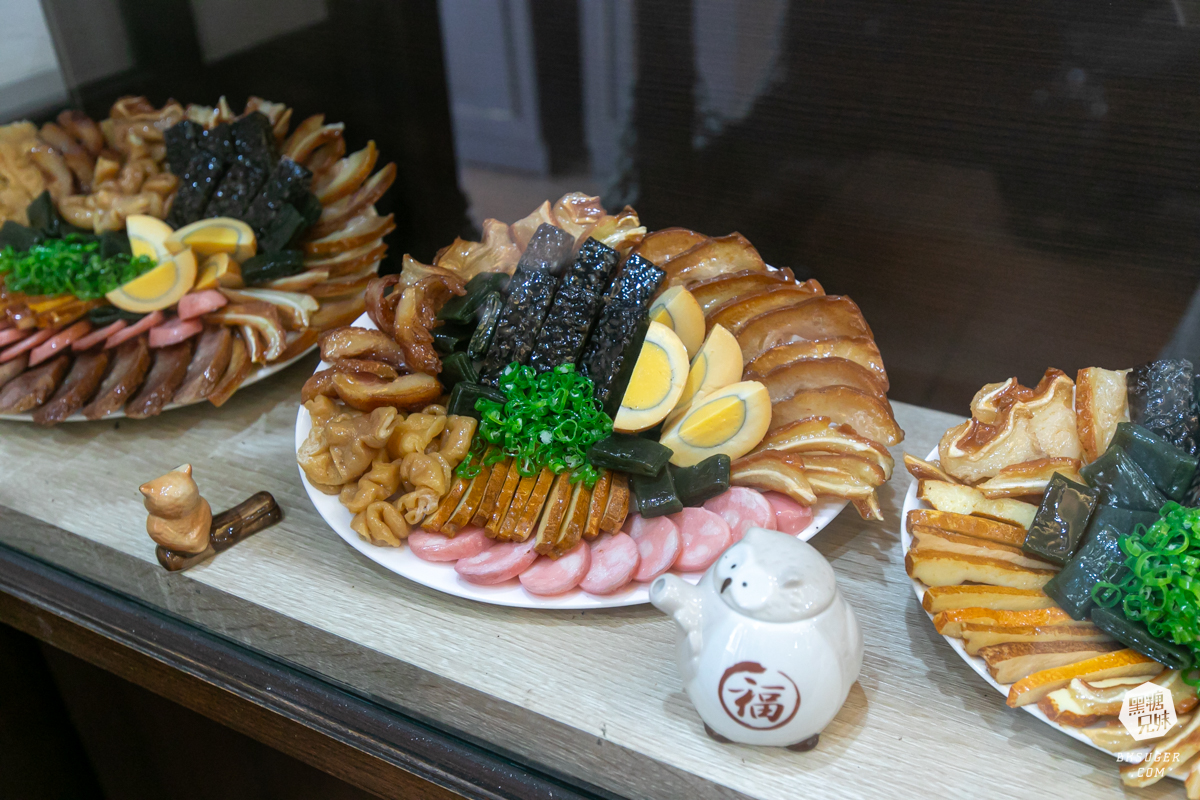 燕巢美食|燕巢風味外省麵-古風裝潢別緻優雅|必吃麻醬麵、牛肉麵、滷味拼盤!在地20年老顧客必追 - 第10張圖 燕巢美食|燕巢風味外省麵-古風裝潢別緻優雅|必吃麻醬麵、牛肉麵、滷味拼盤!在地20年老顧客必追