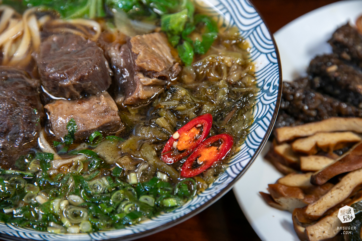 燕巢美食|燕巢風味外省麵-古風裝潢別緻優雅|必吃麻醬麵、牛肉麵、滷味拼盤!在地20年老顧客必追 - 第22張圖 燕巢美食|燕巢風味外省麵-古風裝潢別緻優雅|必吃麻醬麵、牛肉麵、滷味拼盤!在地20年老顧客必追