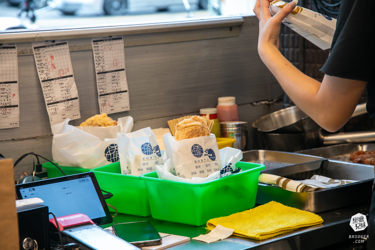 騰之雞排專門店-高雄楠梓總店｜超厚脆皮雞排多汁香酥｜台灣人2024必吃下午茶點心宵夜