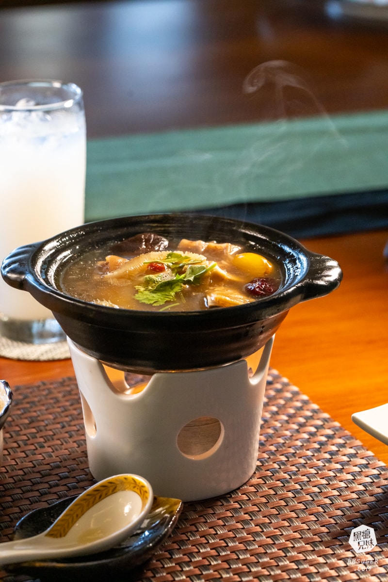 無我茶禪|高雄庭院餐廳無菜單料理預約制|全預約制、重新開幕的日式禪意美學 - 第24張圖 無我茶禪|高雄庭院餐廳無菜單料理預約制|全預約制、重新開幕的日式禪意美學