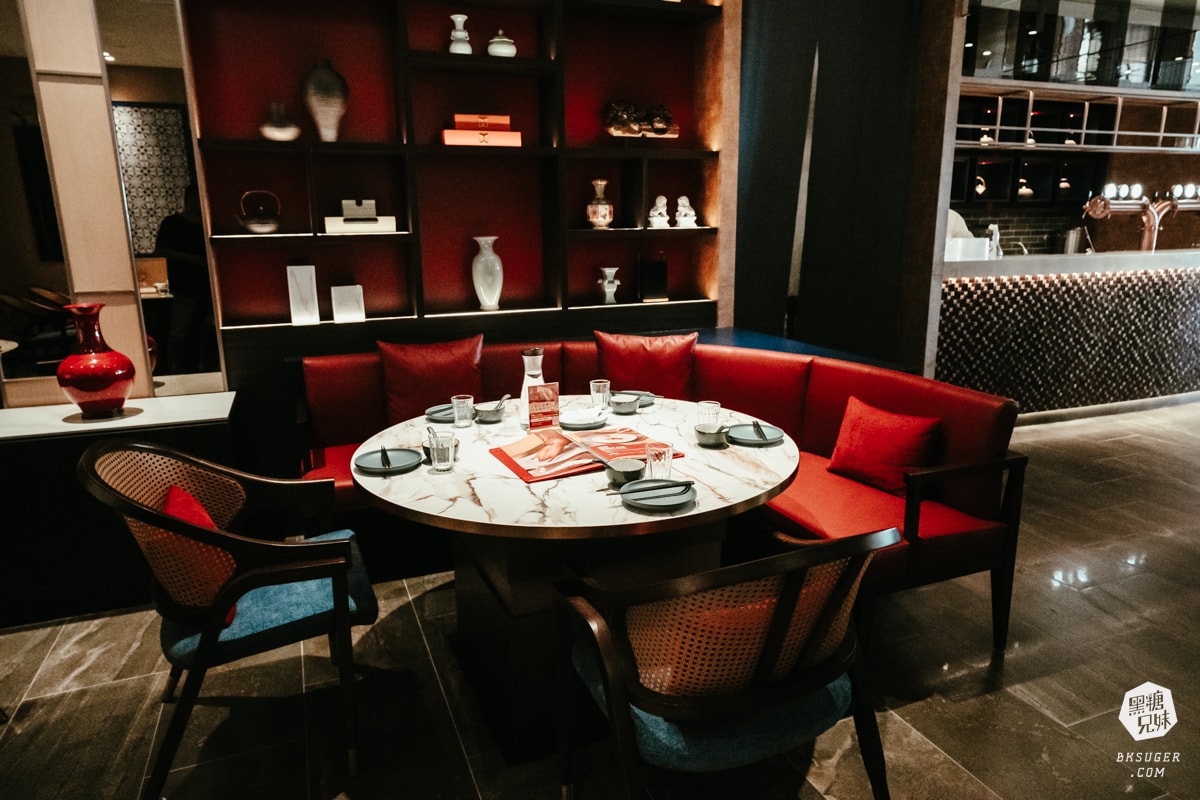 高雄烤鴨餐廳推薦|上菜片皮鴨專賣店夢時代店|漢來美食2.8公斤櫻桃鴨桌邊現片 - 第4張圖 高雄烤鴨餐廳推薦|上菜片皮鴨專賣店夢時代店|漢來美食2.8公斤櫻桃鴨桌邊現片
