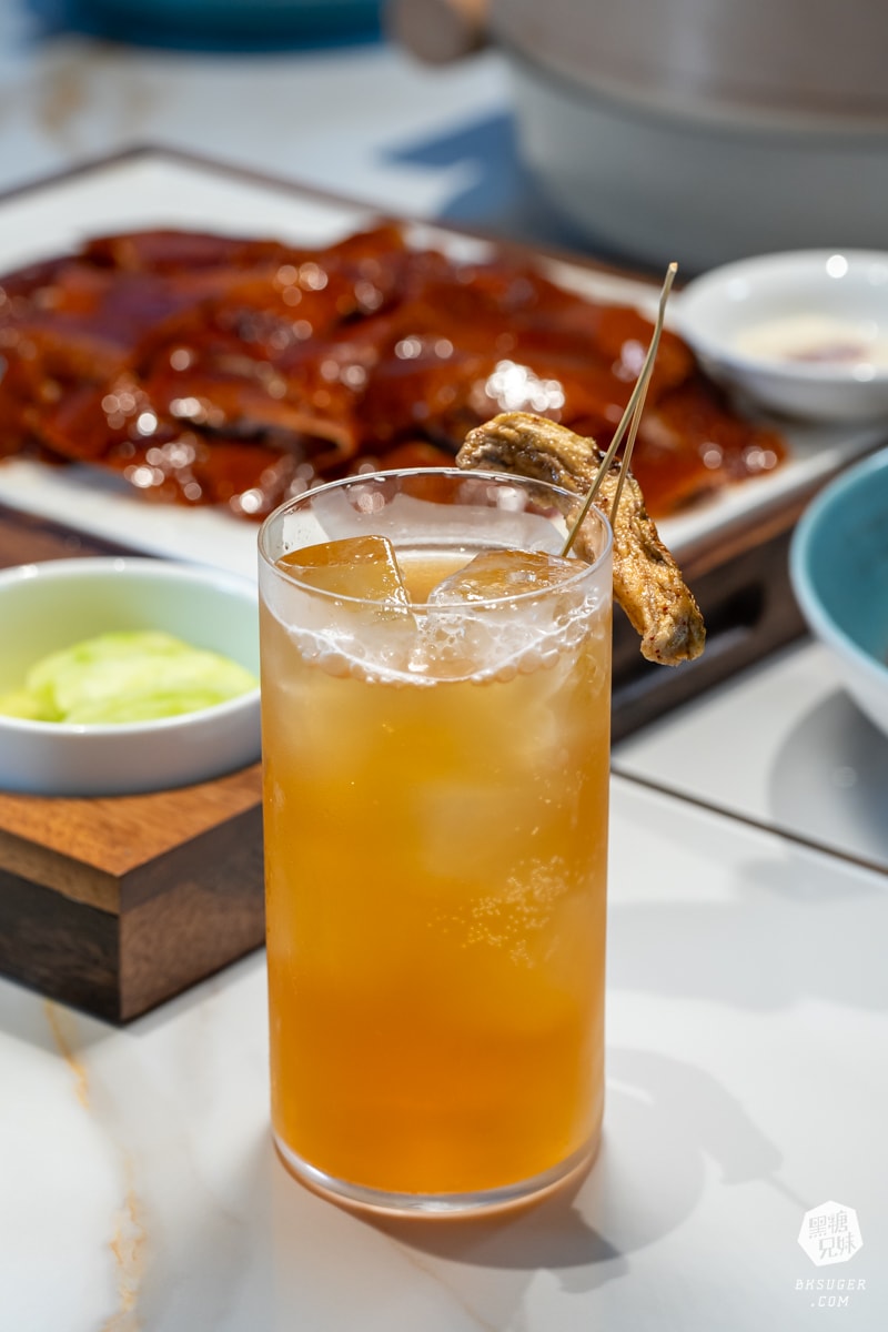 高雄烤鴨餐廳推薦|上菜片皮鴨專賣店夢時代店|漢來美食2.8公斤櫻桃鴨桌邊現片 - 第26張圖 高雄烤鴨餐廳推薦|上菜片皮鴨專賣店夢時代店|漢來美食2.8公斤櫻桃鴨桌邊現片
