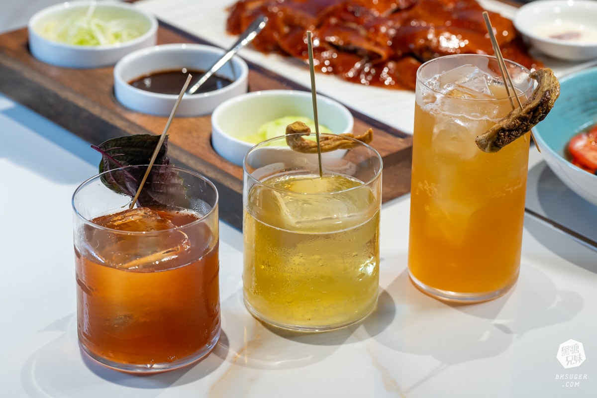高雄烤鴨餐廳推薦|上菜片皮鴨專賣店夢時代店|漢來美食2.8公斤櫻桃鴨桌邊現片 - 第25張圖 高雄烤鴨餐廳推薦|上菜片皮鴨專賣店夢時代店|漢來美食2.8公斤櫻桃鴨桌邊現片