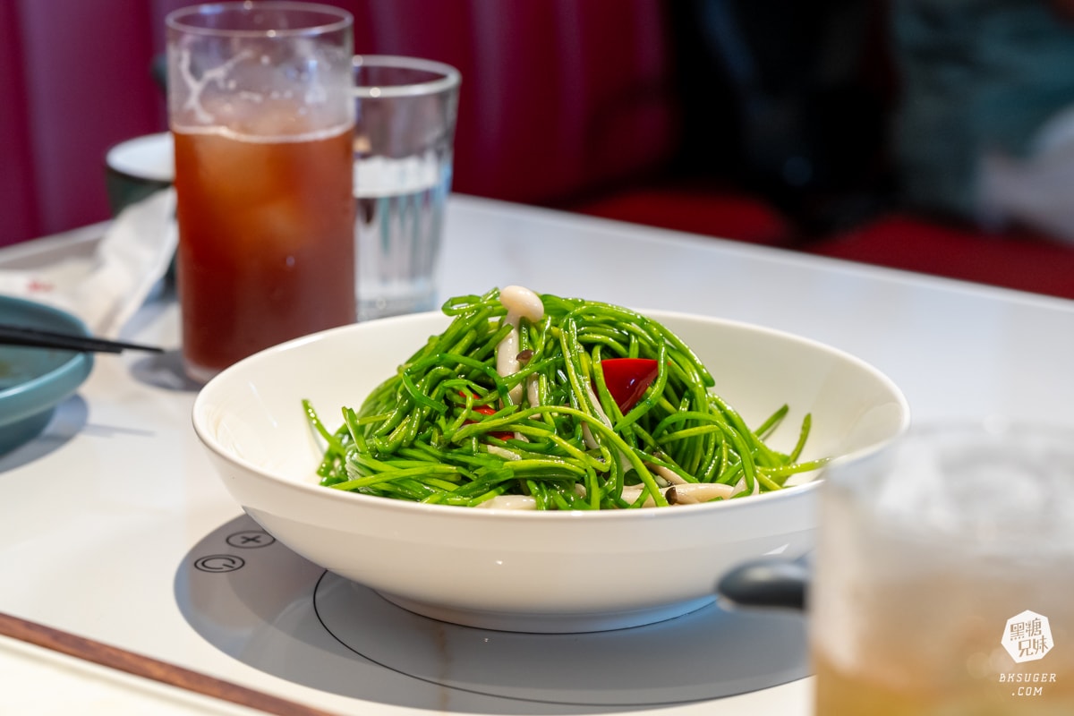 高雄烤鴨餐廳推薦|上菜片皮鴨專賣店夢時代店|漢來美食2.8公斤櫻桃鴨桌邊現片 - 第28張圖 高雄烤鴨餐廳推薦|上菜片皮鴨專賣店夢時代店|漢來美食2.8公斤櫻桃鴨桌邊現片