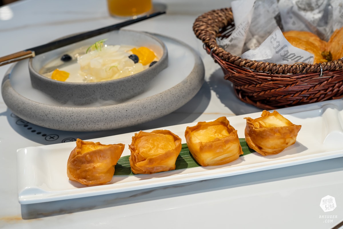 高雄烤鴨餐廳推薦|上菜片皮鴨專賣店夢時代店|漢來美食2.8公斤櫻桃鴨桌邊現片 - 第33張圖 高雄烤鴨餐廳推薦|上菜片皮鴨專賣店夢時代店|漢來美食2.8公斤櫻桃鴨桌邊現片