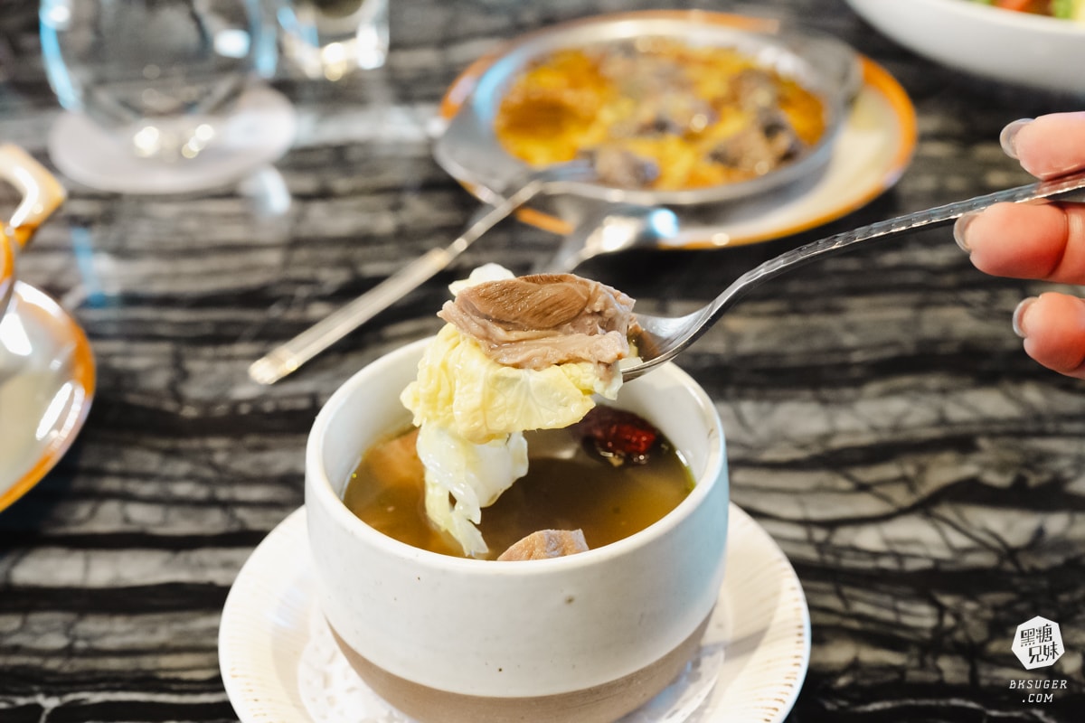 高雄父親節聚餐推薦｜焰牛排館-日本黑樺牛隆重推出和牛套餐｜提早預約享早鳥｜高雄漢來大飯店