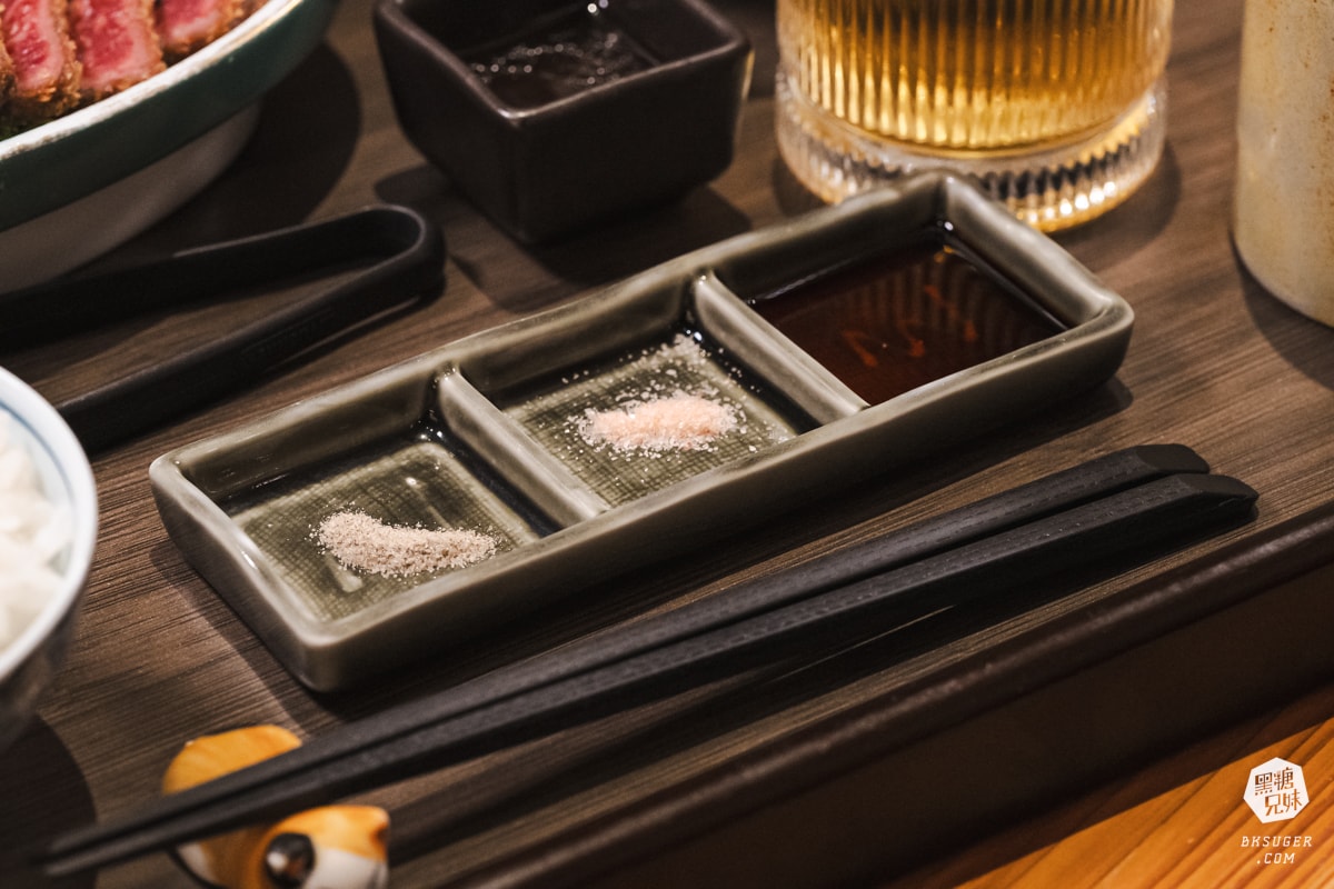 萩椛炸牛排牛かつ專門店|高雄炸牛排餐廳|輕軌光榮碼頭站旁美食推薦 - 第28張圖 萩椛炸牛排牛かつ專門店|高雄炸牛排餐廳|輕軌光榮碼頭站旁美食推薦