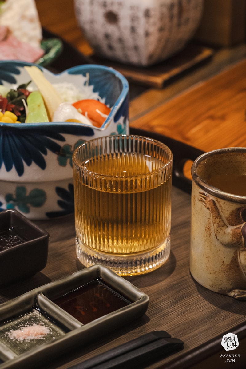 萩椛炸牛排牛かつ專門店|高雄炸牛排餐廳|輕軌光榮碼頭站旁美食推薦 - 第26張圖 萩椛炸牛排牛かつ專門店|高雄炸牛排餐廳|輕軌光榮碼頭站旁美食推薦