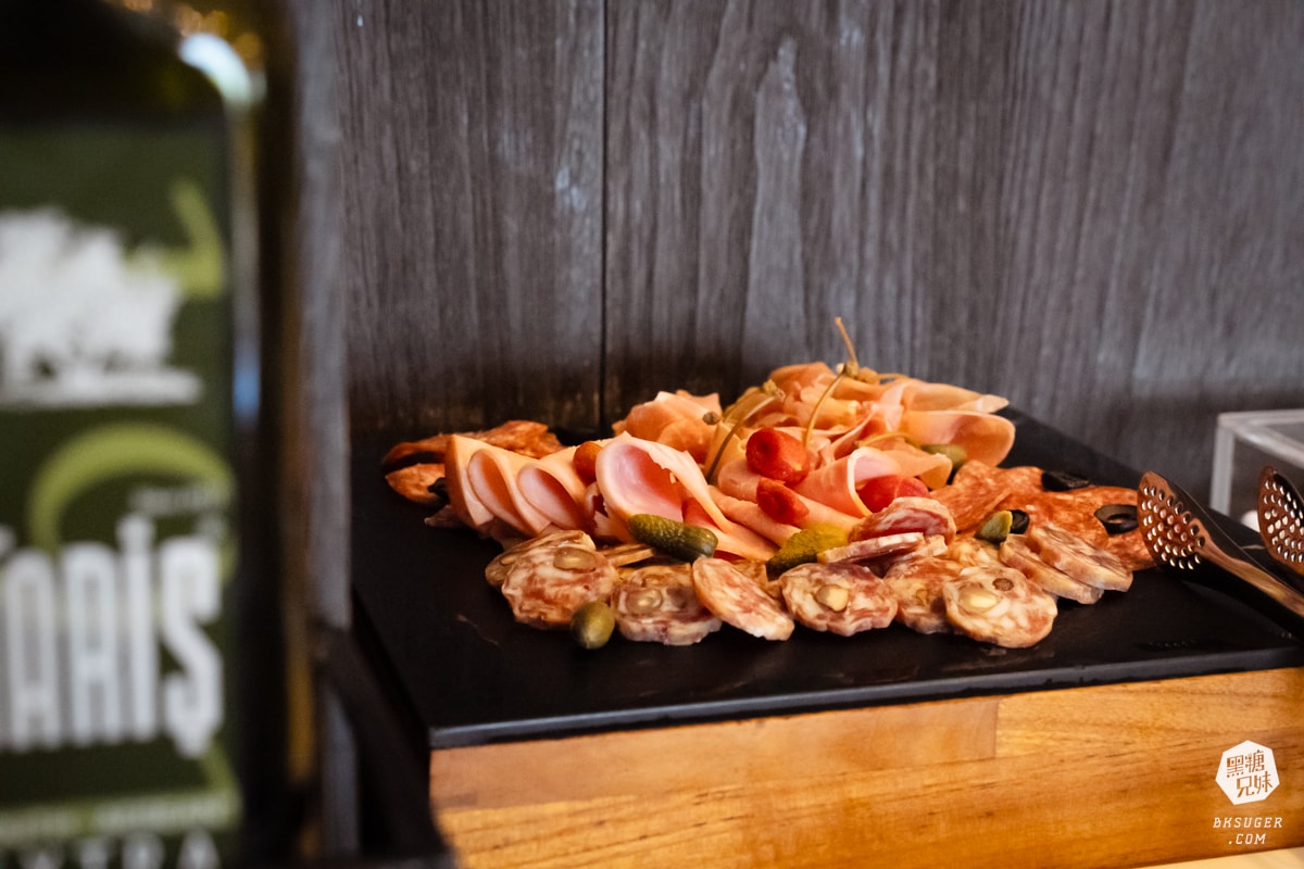 高雄父親節聚餐推薦｜焰牛排館-日本黑樺牛隆重推出和牛套餐｜提早預約享早鳥｜高雄漢來大飯店