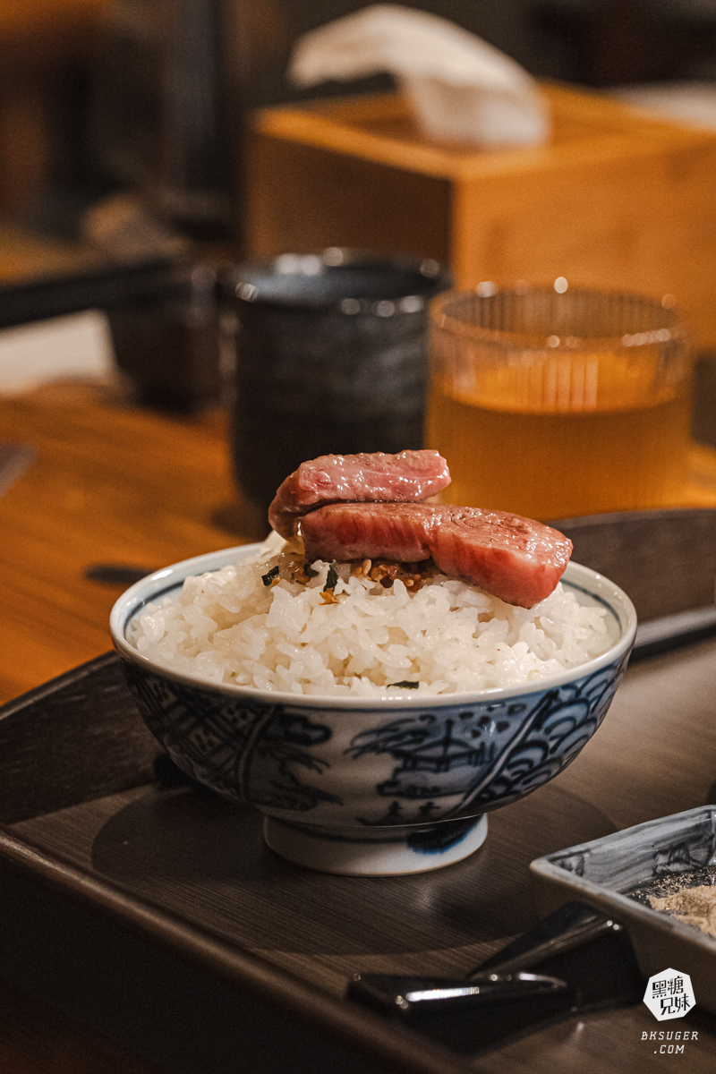 高雄光榮碼頭美食｜萩錵炸牛排 04334