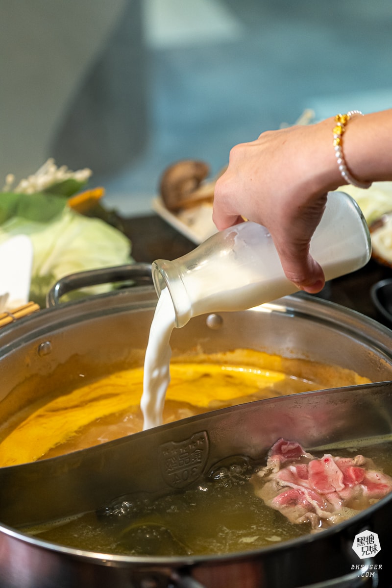 神戶亭日式鍋物|位於美麗島站地下街餐廳的日本老闆純日鍋物|還有刨冰自助吧超可愛2024v新開幕 - 第30張圖 神戶亭日式鍋物|位於美麗島站地下街餐廳的日本老闆純日鍋物|還有刨冰自助吧超可愛2024v新開幕