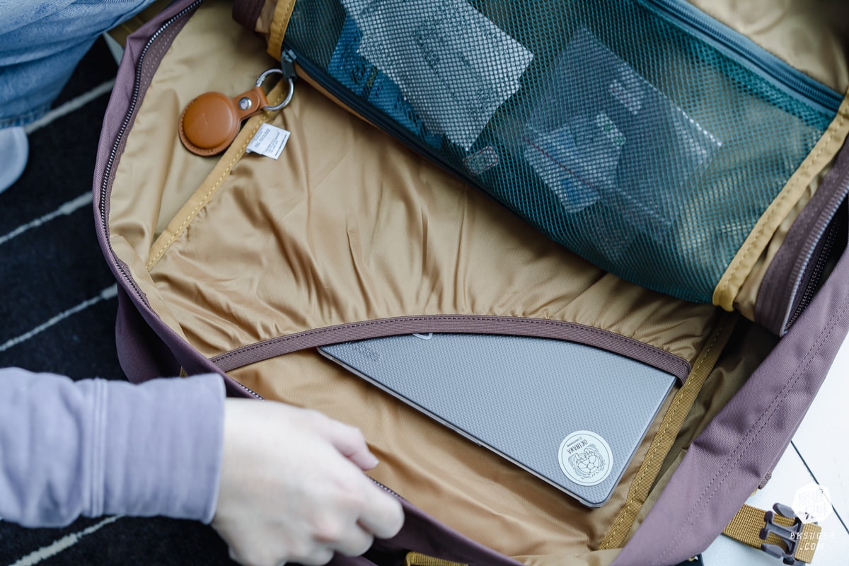 CabinZero英國輕旅登機後背包|搭乘廉航航空不買行李的必備背包-最大尺寸背包 36L軍用款、44L登機開箱|可放筆電 - 第23張圖 CabinZero英國輕旅登機後背包|搭乘廉航航空不買行李的必備背包-最大尺寸背包 36L軍用款、44L登機開箱|可放筆電