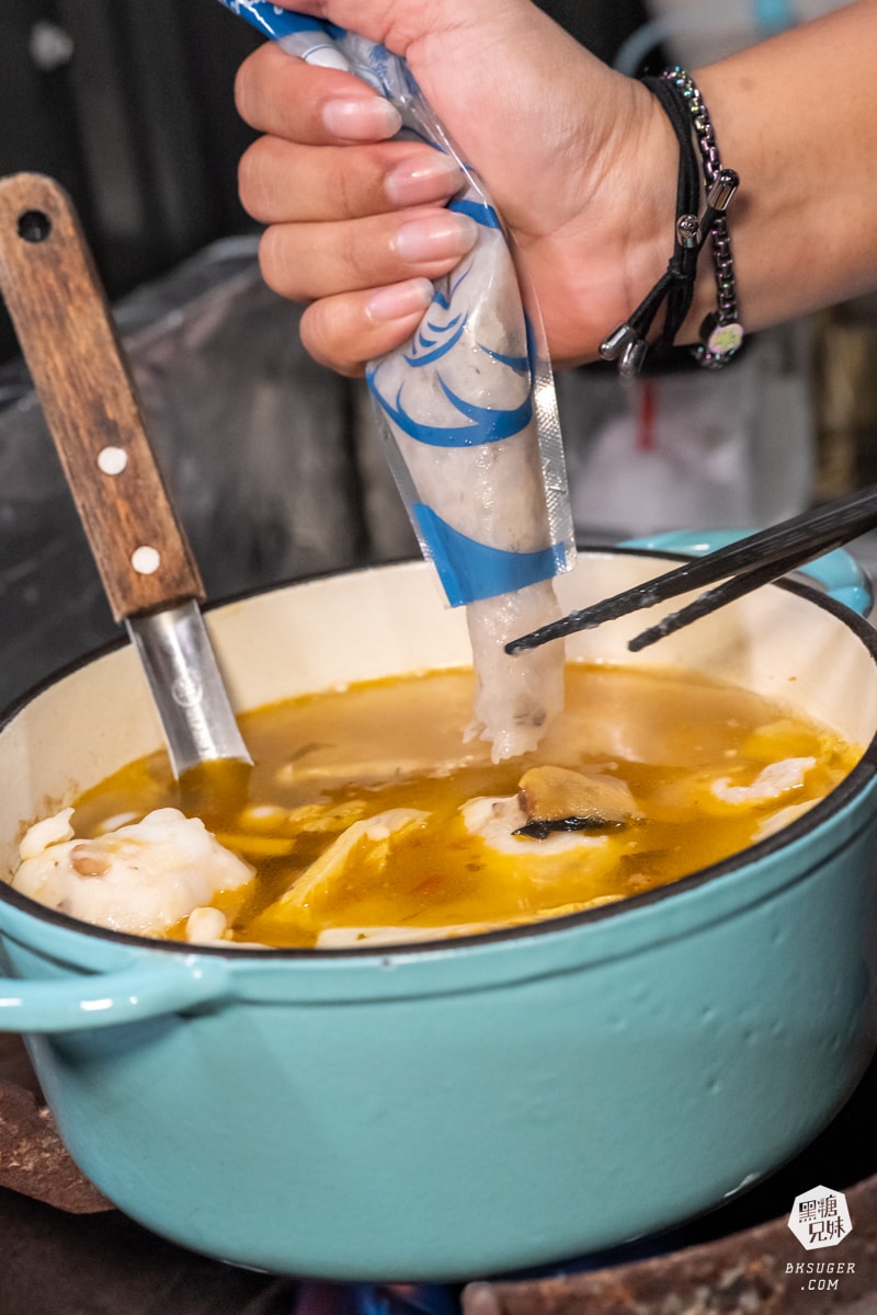 漢來美食|Q粉酸湯魚-在家就能吃美味的酸湯魚|干貝魚卵蝦滑、霸王咕溜蝦滑、手工霸王干貝丸、辣味牛三寶 - 第25張圖 漢來美食|Q粉酸湯魚-在家就能吃美味的酸湯魚|干貝魚卵蝦滑、霸王咕溜蝦滑、手工霸王干貝丸、辣味牛三寶